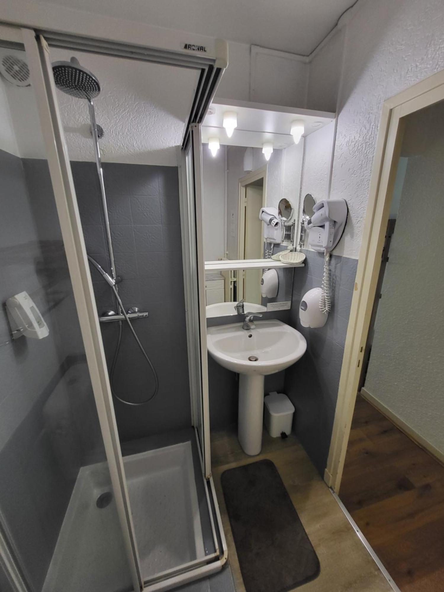 Ga Location Hotell Mâcon Eksteriør bilde